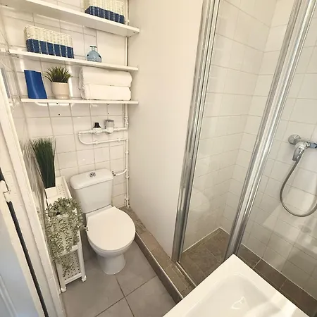 Le Lazare T2 Confortable, 2 Voyageurs, Quartier Championnet * Grenoble